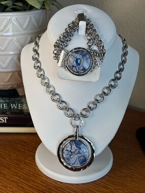 Chico’s Silver-Tone Reversible Necklace and Bracelet Set with Blue Swirl